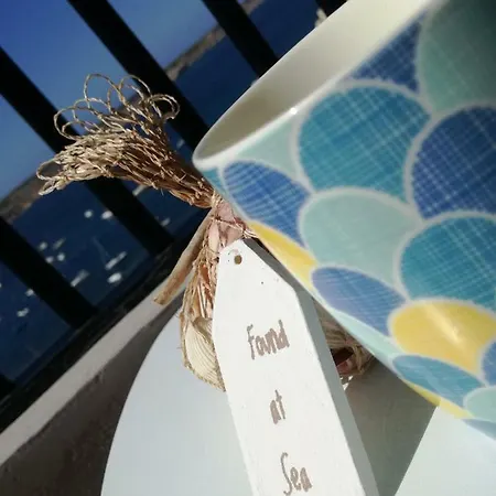 No8 @ Seabreeze Court דירה מליאהה