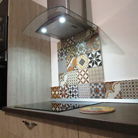 No8 @ Seabreeze Court דירה מליאהה