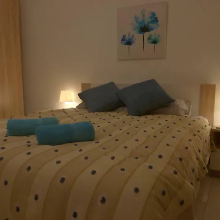 No8 @ Seabreeze Court Apartmán Mellieħa