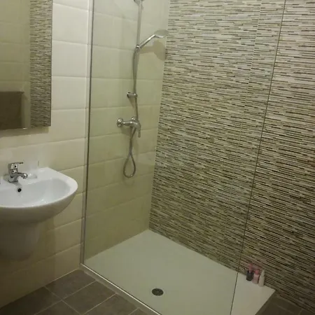 No8 @ Seabreeze Court Apartament