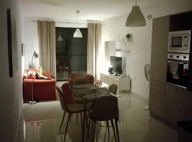 No8 @ Seabreeze Court *