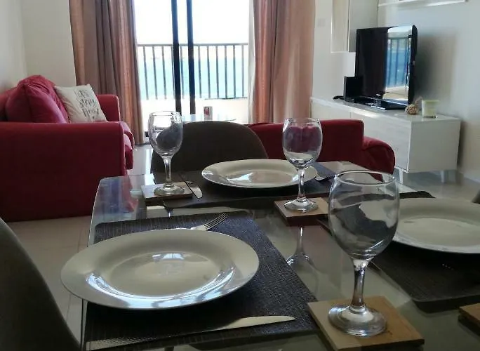 No8 @ Seabreeze Court Διαμέρισμα Mellieħa